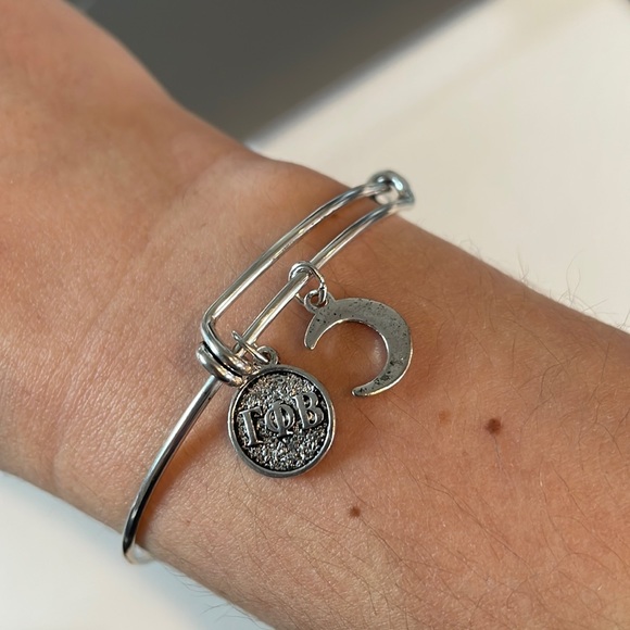 Gamma Phi Beta Charm Bracelet - Picture 4 of 4